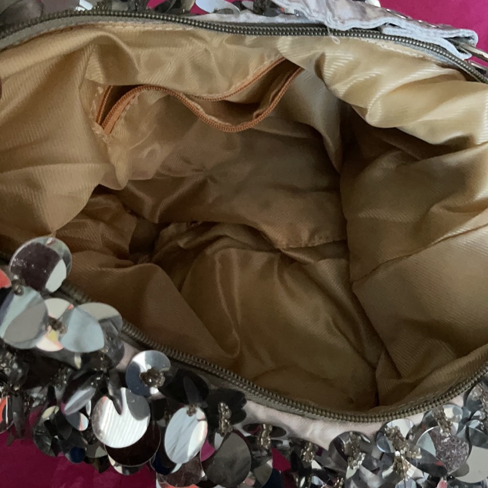 Sliver shimmer Fashion Purse - Picture 2 of 5